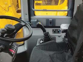 Photo 3. Lovol 938H 12 Tonne Wheel Loader