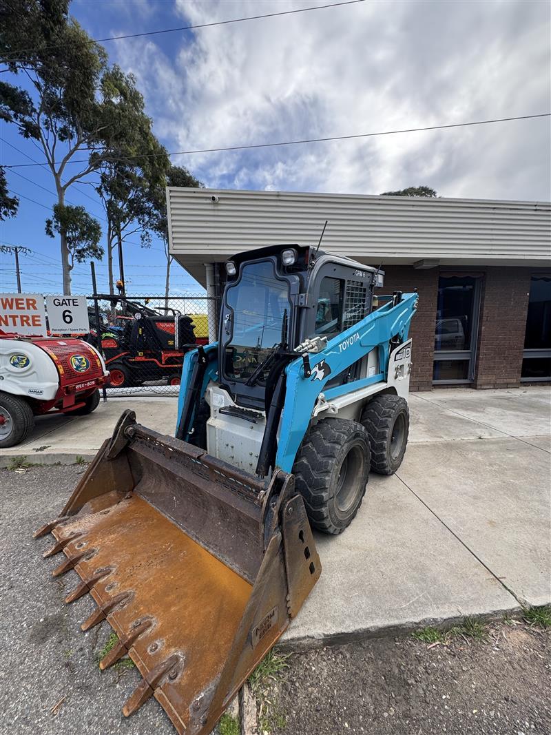 Toyota Huski 5SDK10 Skid Steer Loader 2021