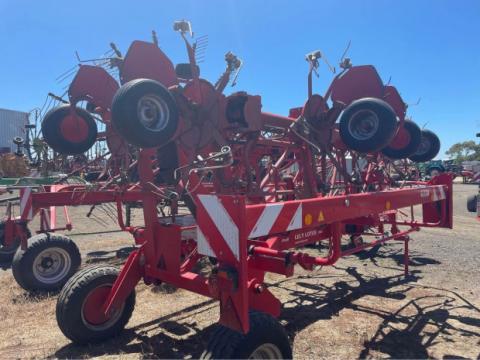 Photo 2. Lely LOTUS 900 cultivator