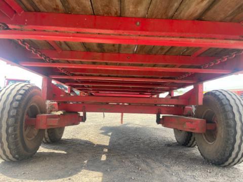 Photo 3. Buckton SD130 feedout wagon