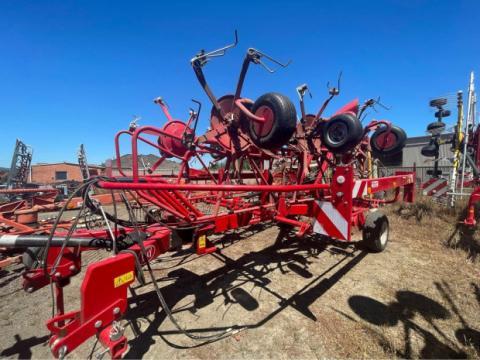 Photo 4. Lely LOTUS 900 cultivator