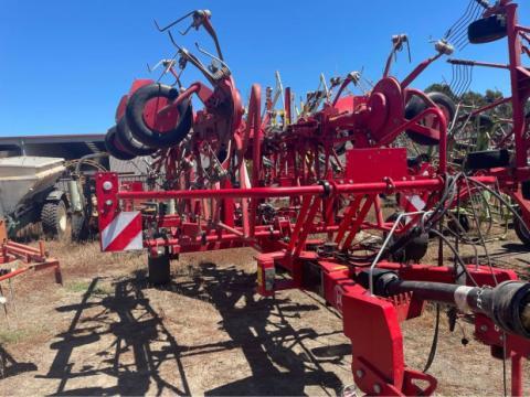 Photo 5. Lely LOTUS 900 cultivator