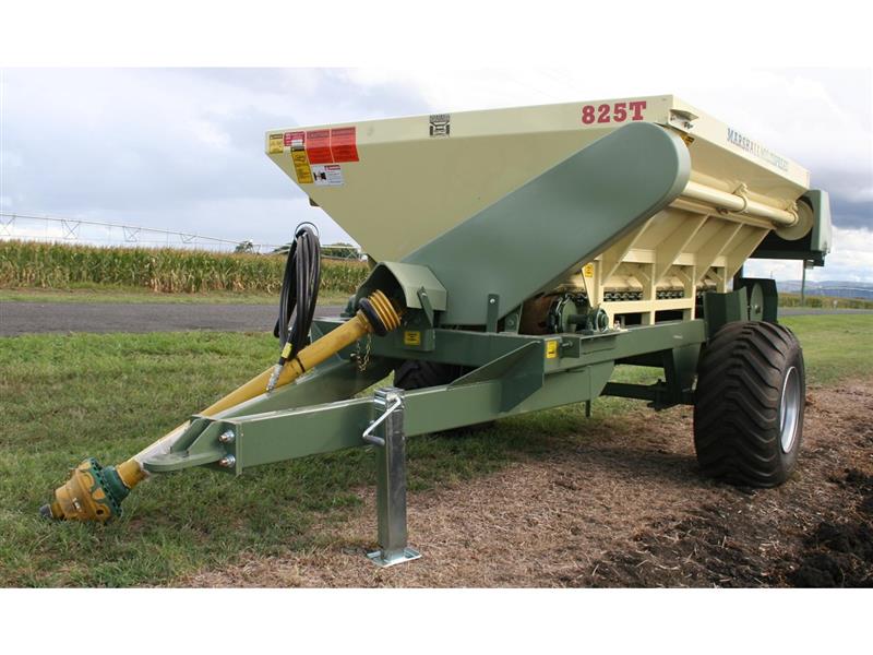 Photo 4. Marshall 825T spreader