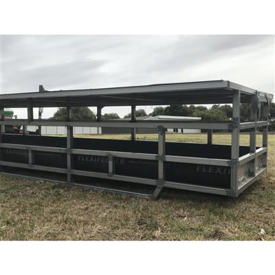 Photo 2. VALTON SHEEP FEEDER