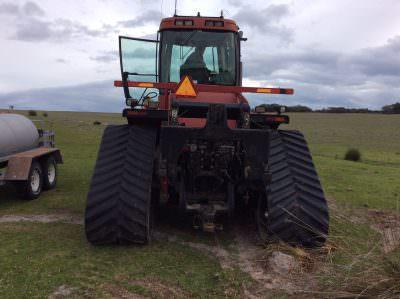 Photo 2. Case IH STX450 tracked tractor