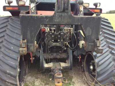 Photo 3. Case IH STX450 tracked tractor