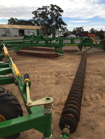 Kelly 40 1646 KDH disc plough cultivator, Seeding Tillage Kelly VIC ...