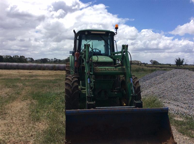 Photo 4. John Deere 6320 tractor