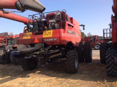 Photo 4. Case IH 8240 combine harvester