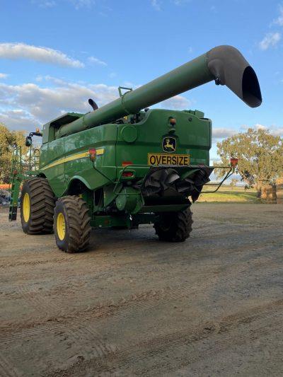 Photo 2. John Deere S790, 740D & trailer package combine harvester