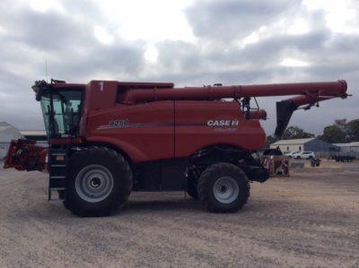 Photo 3. Case IH 8250 combine harvester