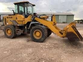 Photo 2. SDLG LG938L wheel loader