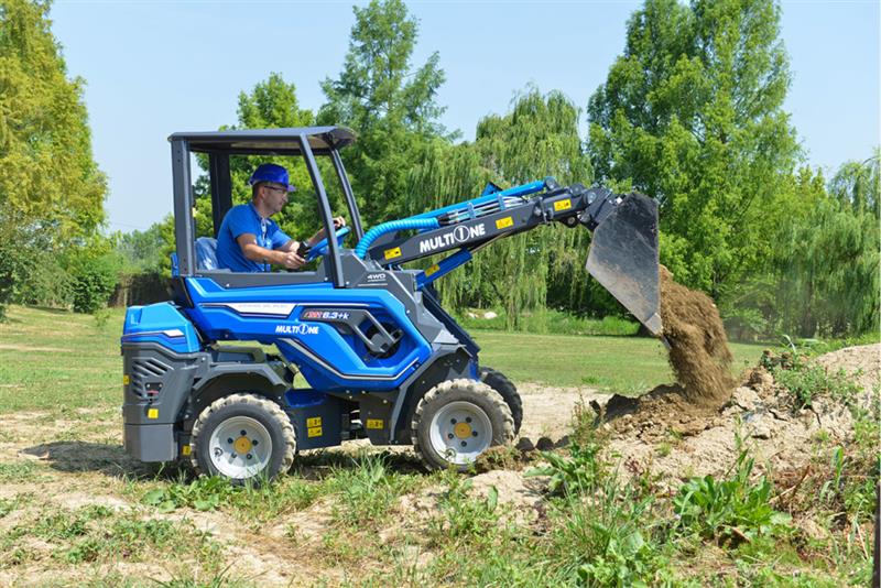 Photo 5. Multione 6 series 6.3sk mini loader