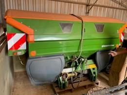 Photo 1. Amazone ZA-M 1501 Spreader