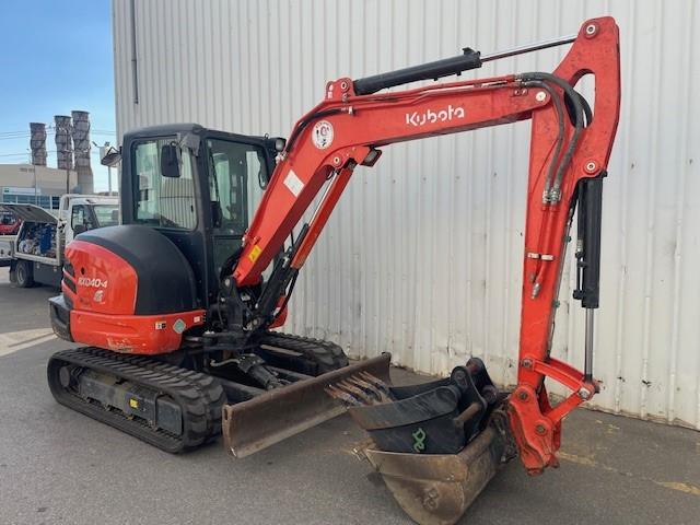 Photo 2. Kubota KX 040-4G excavator