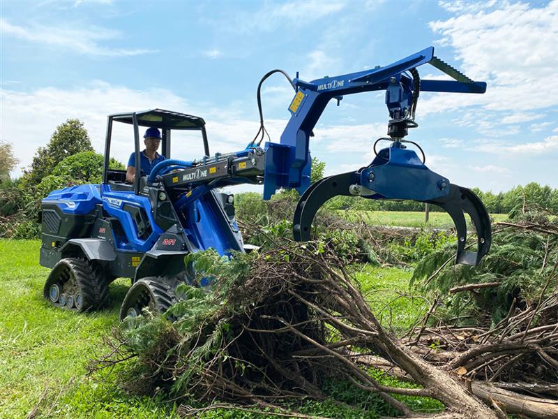 Photo 2. Multione 11 series 11.9K compact loader