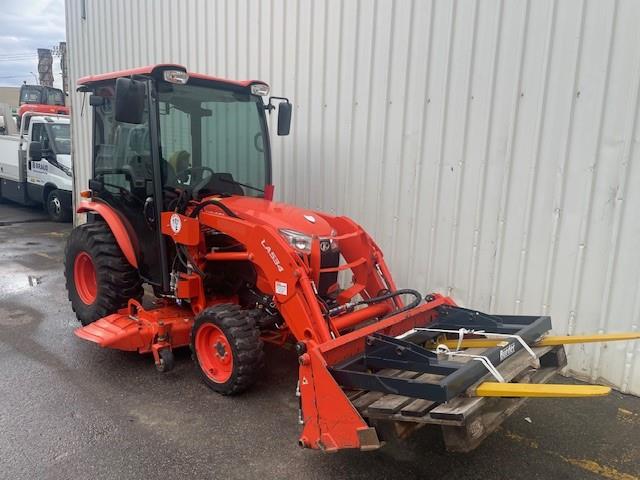 Photo 3. Kubota B3150 Tractor