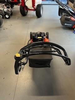 Photo 4. Kubota W821SC Self propelled mower