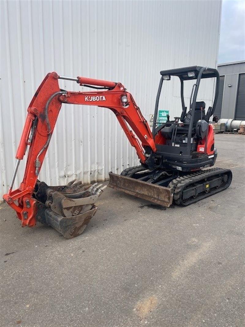 Photo 5. Kubota U25-3 HG mini excavator