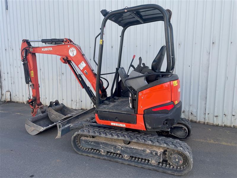 Photo 2. Kubota U27-4 Excavator