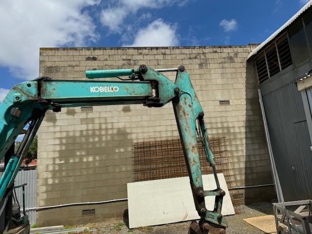 Photo 2. Kobelco SK50UR Excavator