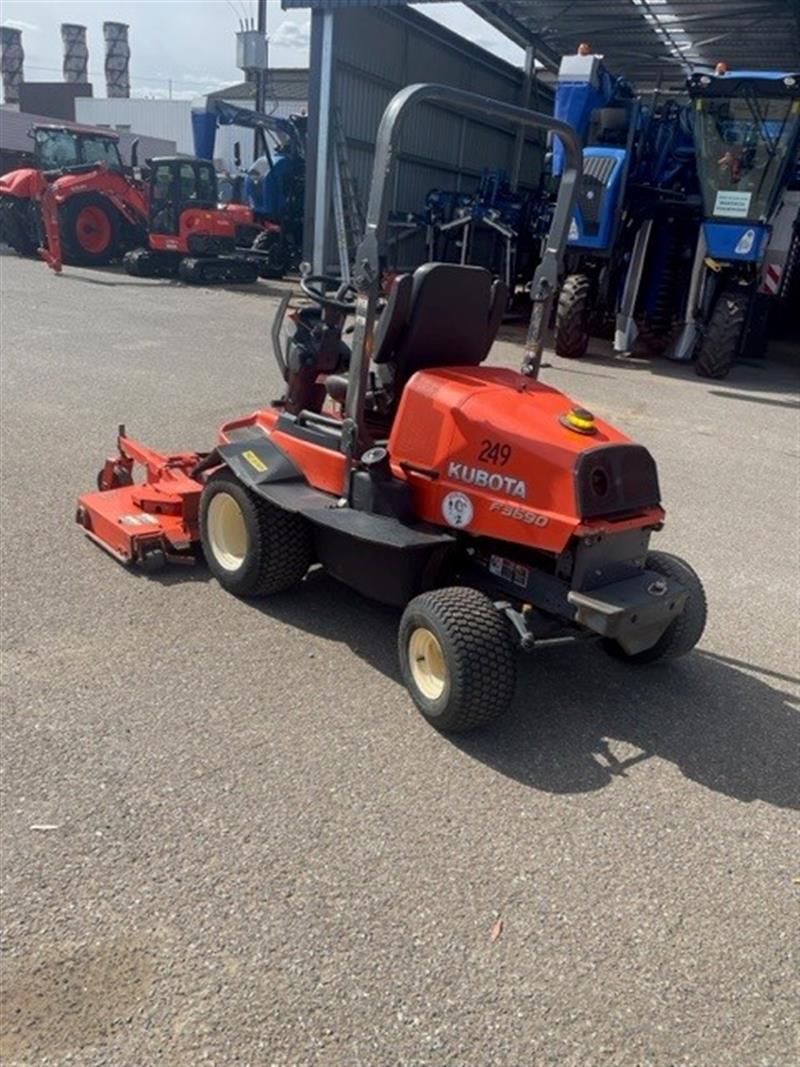 Photo 2. Used Kubota Mower F3690