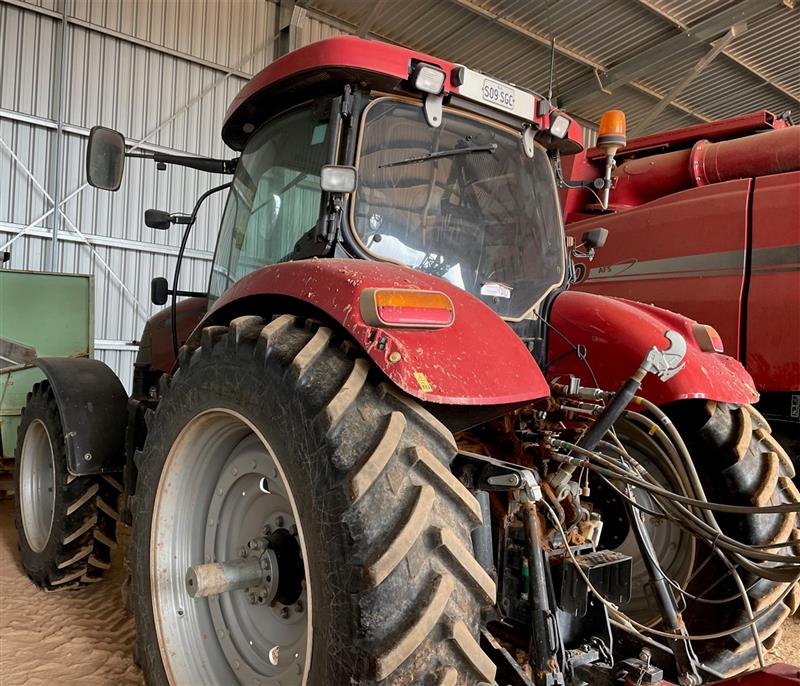 Photo 2. Case IH Puma 180 Tractor