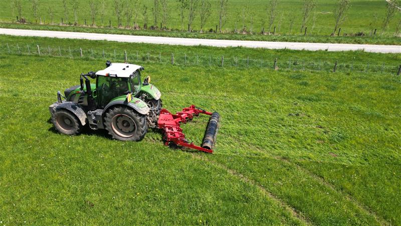 Photo 2. Rata Auto Reset Fieldwave Subsoil Aerator
