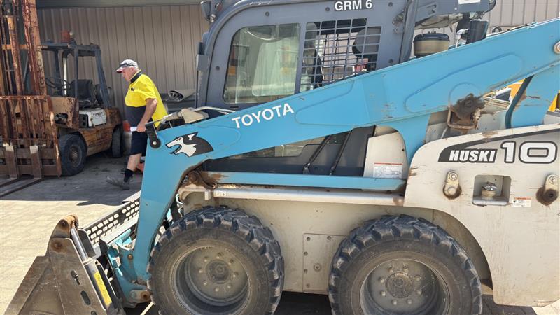 Toyota Huski 5SDK10 Skid Steer Loader � 2021