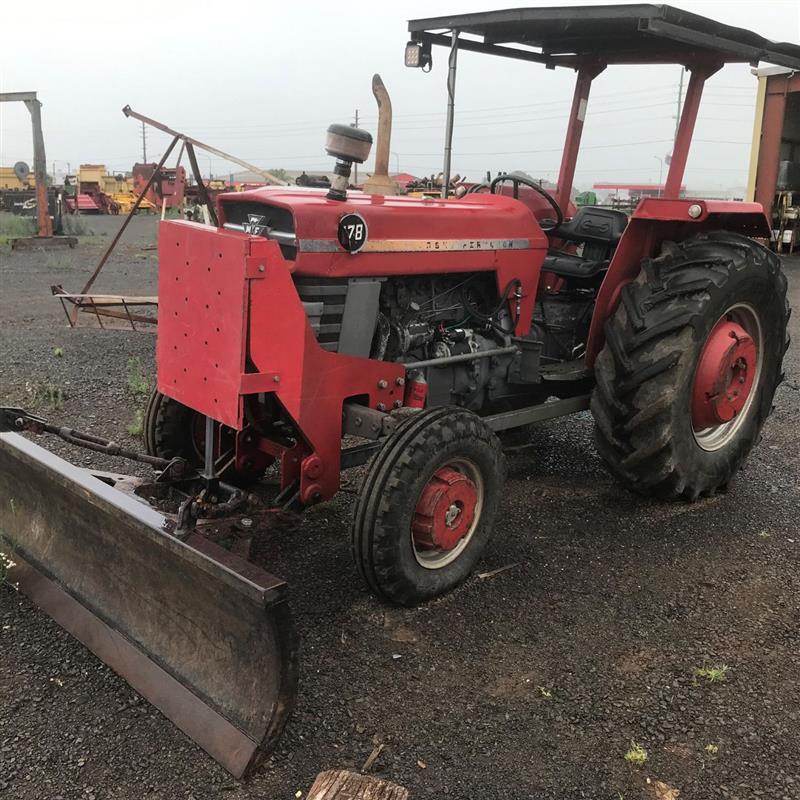 Photo 2. Massey Ferguson 178