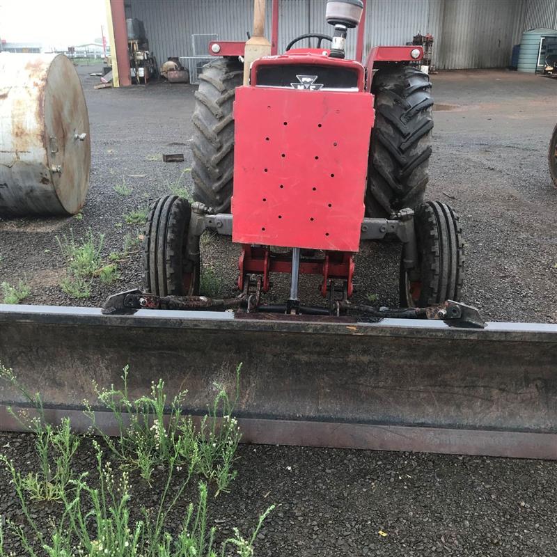 Photo 3. Massey Ferguson 178