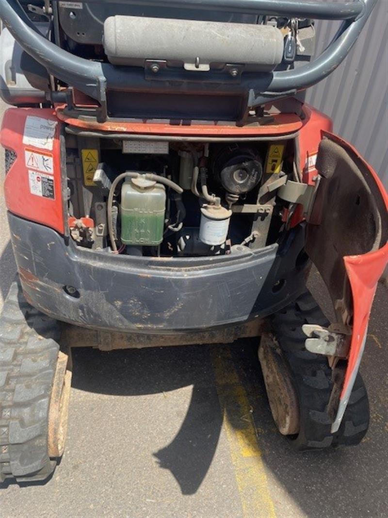 Photo 4. KUBOTA U17-3 HG Mini Excavator